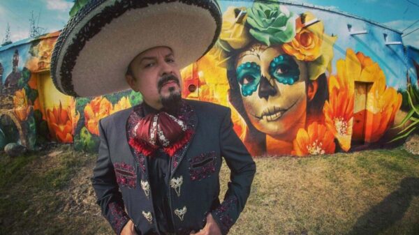 Pepe Aguilar viven momentos de angustia durante vuelo