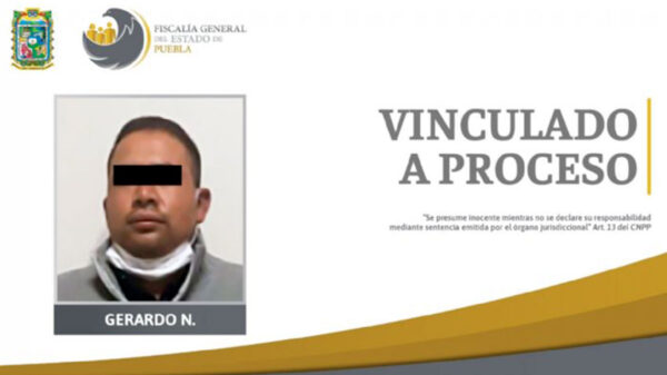 Policías rescatan a sacerdote de ser linchado; acusado de abusar de una niña