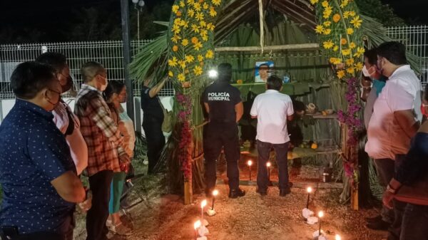 Realizan festival cultural en la cancha acústica en la isla de Holbox.