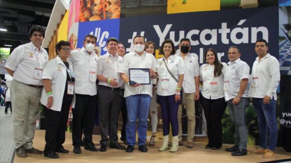 Asociación Mexicana de Agencias de Viajes reconoce a Luis Alegre Salazar como impulsor del turismo nacional.