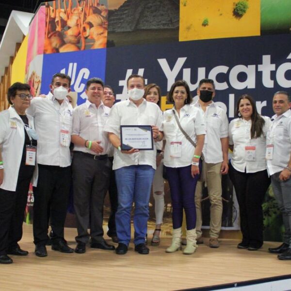 Asociación Mexicana de Agencias de Viajes reconoce a Luis Alegre Salazar como impulsor del turismo nacional.