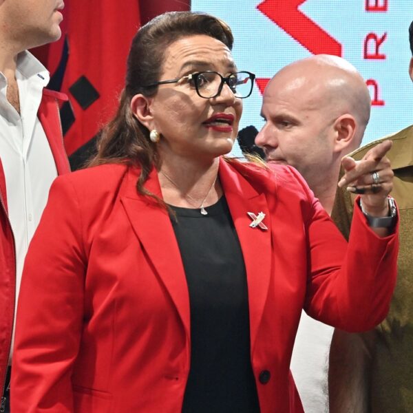Aventaja Xiomara Castro, en presidenciales de Honduras