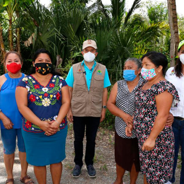 Programas sociales, como Piso Firme y Hambre Cero, contribuyen a disminuir carencias e índices de pobreza