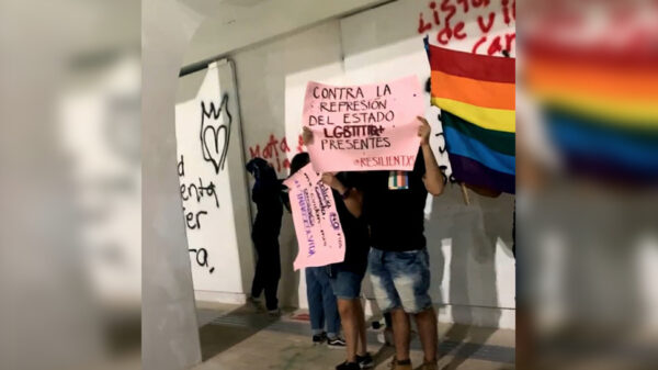 Con concierto, conmemoran feministas el aniversario del 9N