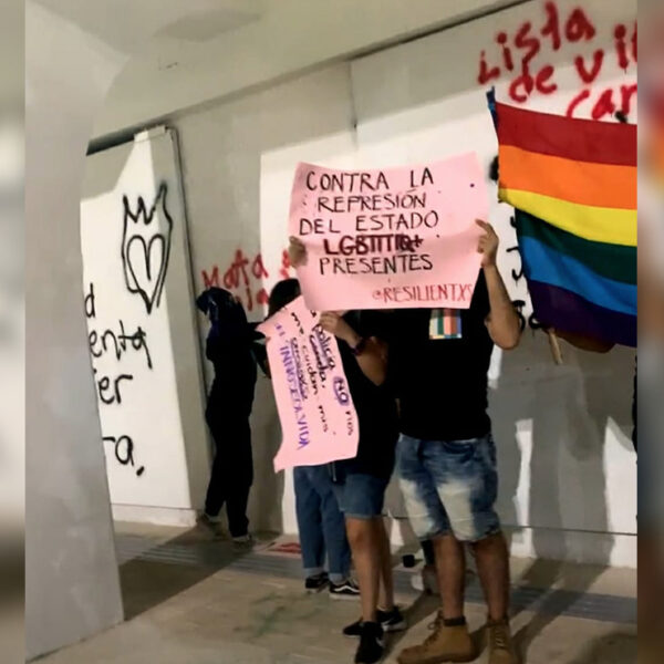 Con concierto, conmemoran feministas el aniversario del 9N