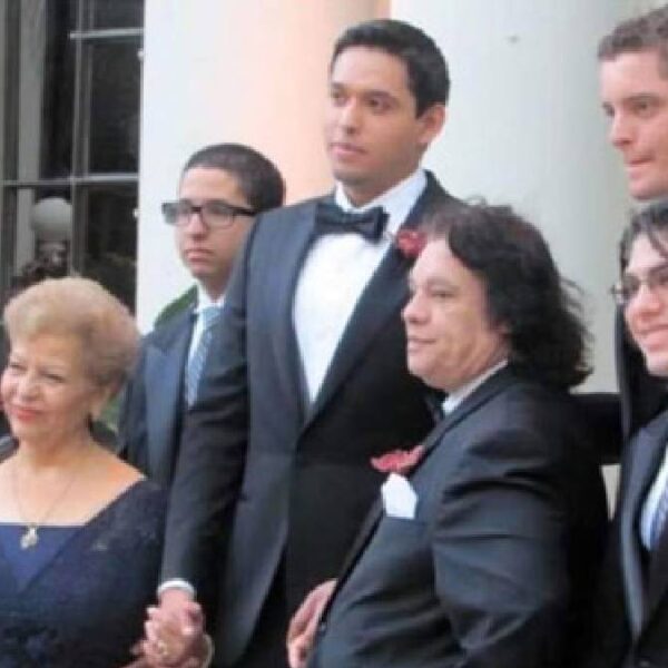 Encarcelan a hijo de Juan Gabriel en Florida acusado de violencia familiar