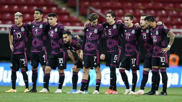 Selección Mexicana busca "amarrar" nueva "joya"