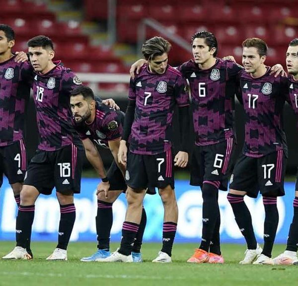 Selección Mexicana busca "amarrar" nueva "joya"