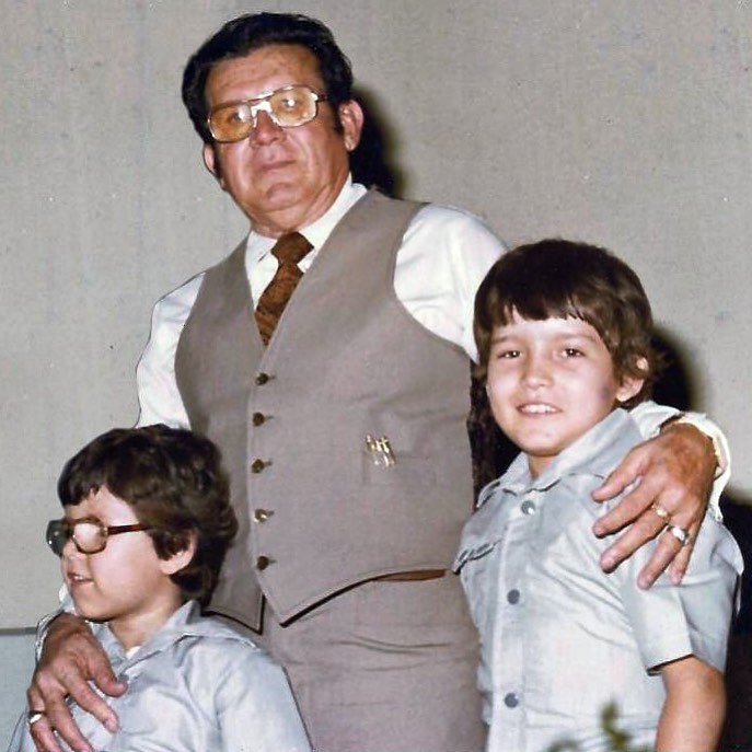 ‘Poncho’ Lizárraga recuerda la muerte su padre entre lágrimas