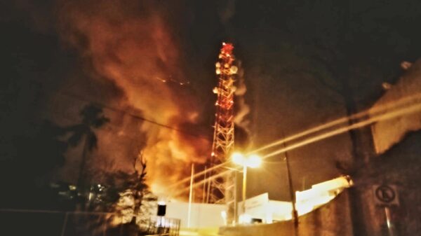 Incendio y explosión en la refinería ‘Lázaro Cárdenas’ en Minatitlán.