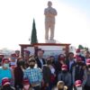 Develan estatua de AMLO en la cuna del priismo, Atlacomulco