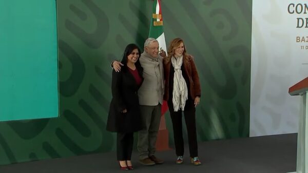 Antes niños veían a Chabelo, hoy ven Nintendo, juegos violentos: AMLO