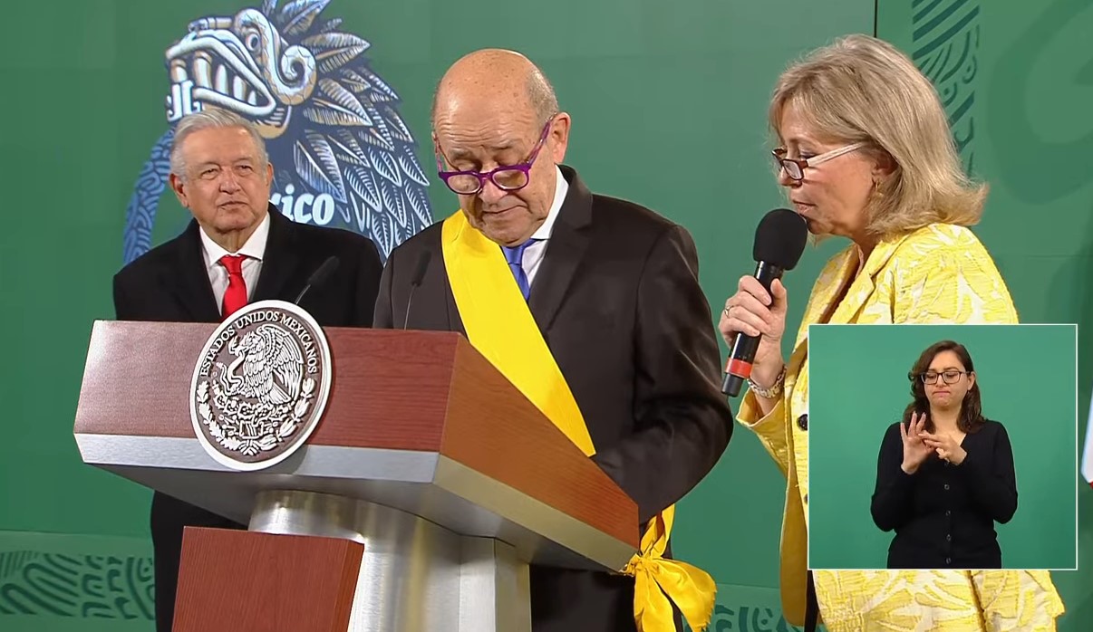 Discurso de agradecimiento al haber recibido la Orden del Águila Azteca el ministro Jean-Yves Le Drian.