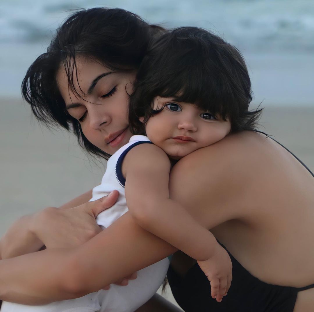 África Zavala comparte tips para lucir una figura envidiable después del embarazo