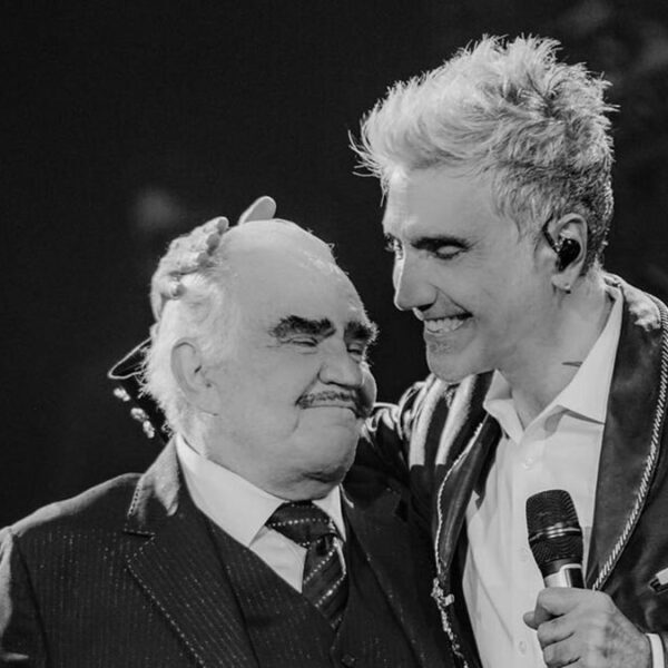 Alejandro Fernández regresa al rancho "Los 3 Potrillos" y recuerda a su padre