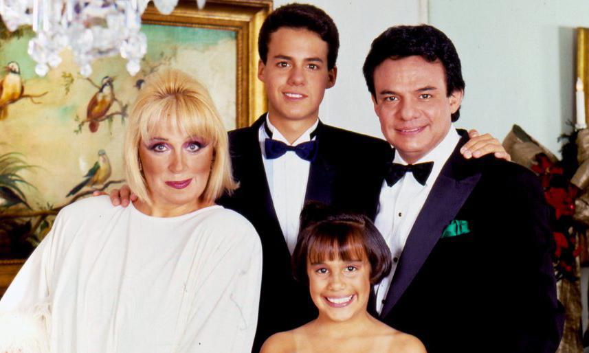 Anel Noreña quiere ser enterrada a lado de José José