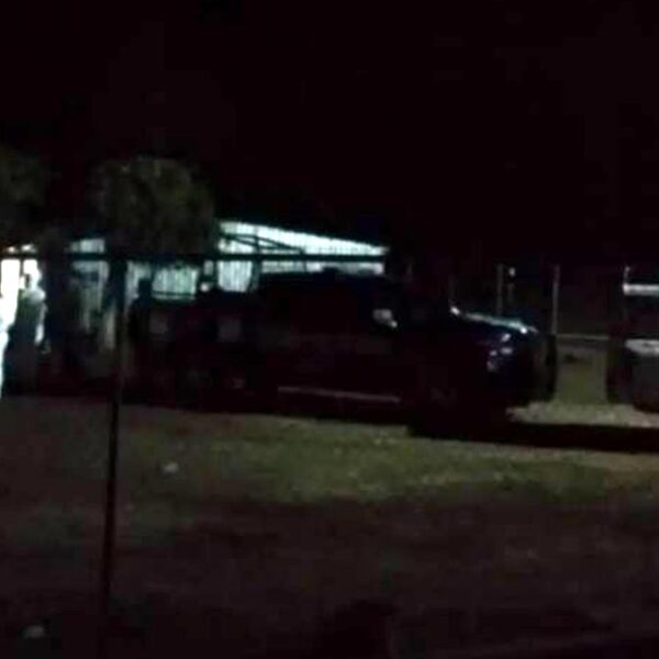 A machetazos, hombre mata a niña de 7 años en Sinaloa