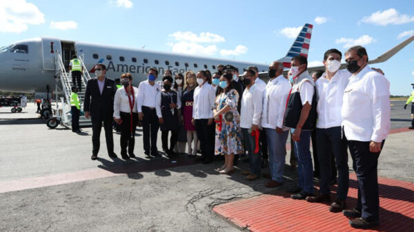 Chetumal ya tiene conexión directa con el resto del mundo: Carlos Joaquín