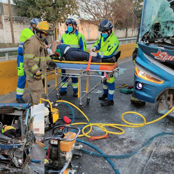 Choque entre autobús de pasajeros y tráiler deja 27 lesionados