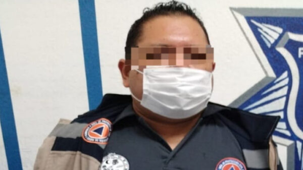 Empleado municipal detenido por intentar extorsionar a hotel.