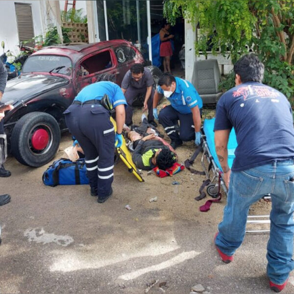 Se electrocuta Trabajador de empresa cablera en Tulum