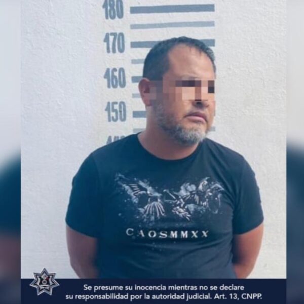 Por fingir ser policía, detienen a sujeto en Playa Del Carmen