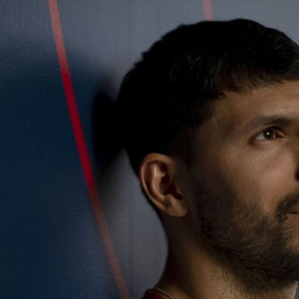 Kun Agüero se retira del futbol por una triste razón