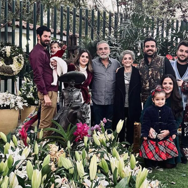 La familia de Vicente Fernández celebra su primera Navidad sin él