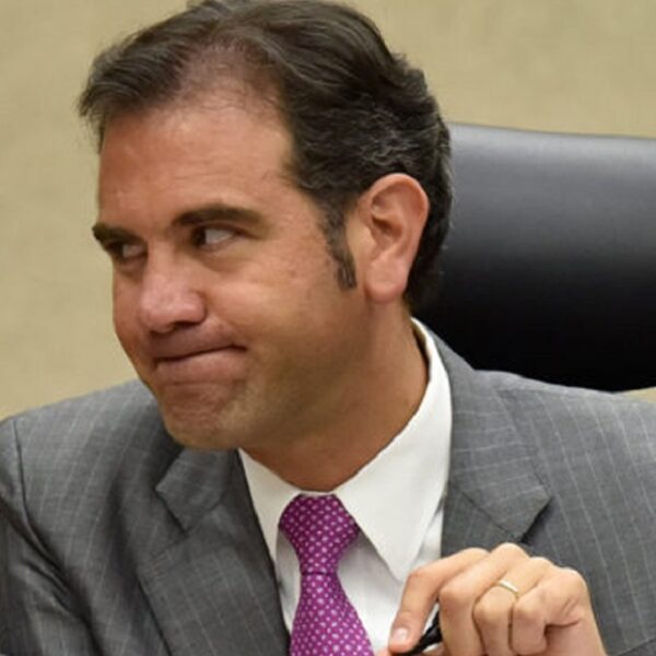 “Actitud antidemocrática del INE al negar Revocación de Mandato”