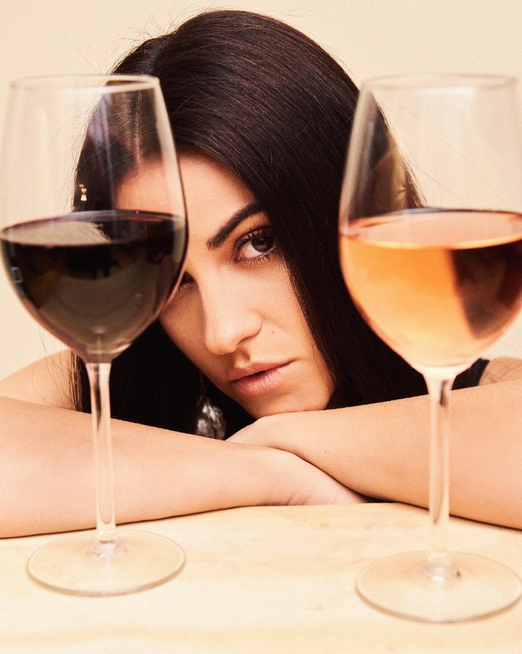 Maite Perroni anuncia el lanzamiento de su marca de Vino