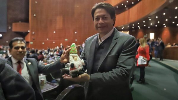 “Regalo de Navidad que INE organice la Revocación de Mandato”: Morena