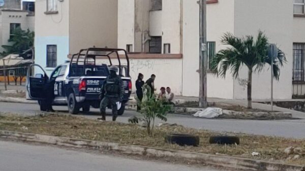 Cancún: Ejecutan a balazos a menor de edad en Villas Otoch Paraíso