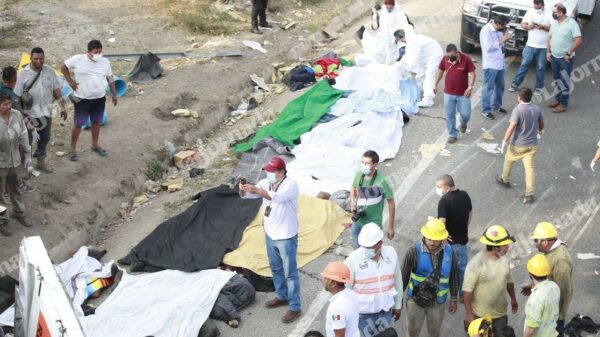 Urge atender cuestión migratoria: AMLO, ante tragedia en Chiapas