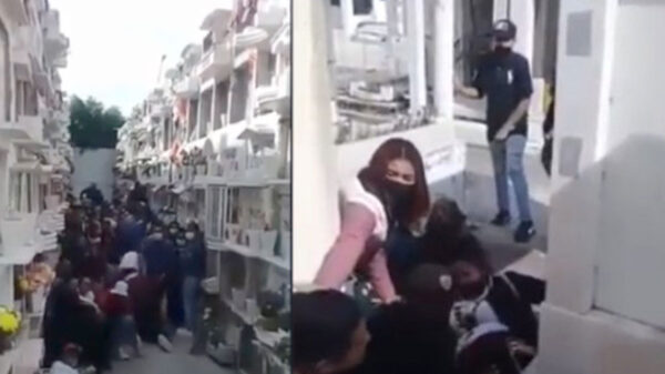 Sujetos armados atacan a asistentes de un sepelio en panteón; mata a dos.