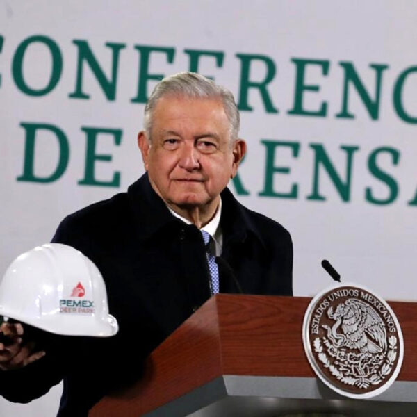 Con Deer Park sube capacidad de refinación en México: AMLO
