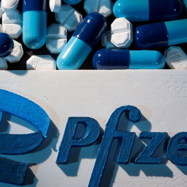 ¡Por fin! Autorizan la píldora Pfizer contra covid-19