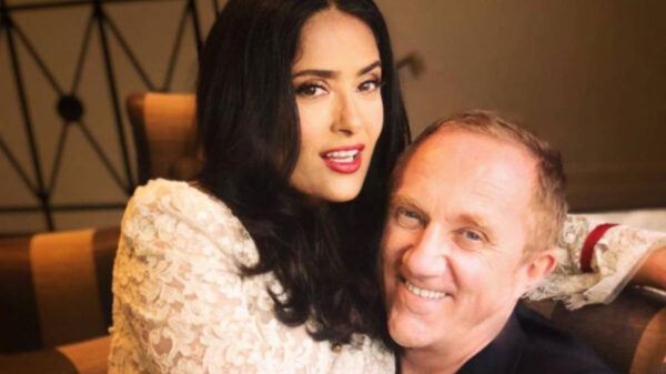 Salma Hayek le encuentra mensajes a su esposo, François Pinault, con otra mujer