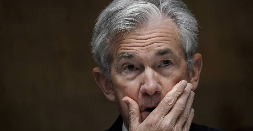 La variante de coronavirus ómicron y la inflación "transitoria" incrementaron la incertidumbre en los mercados "de locos"