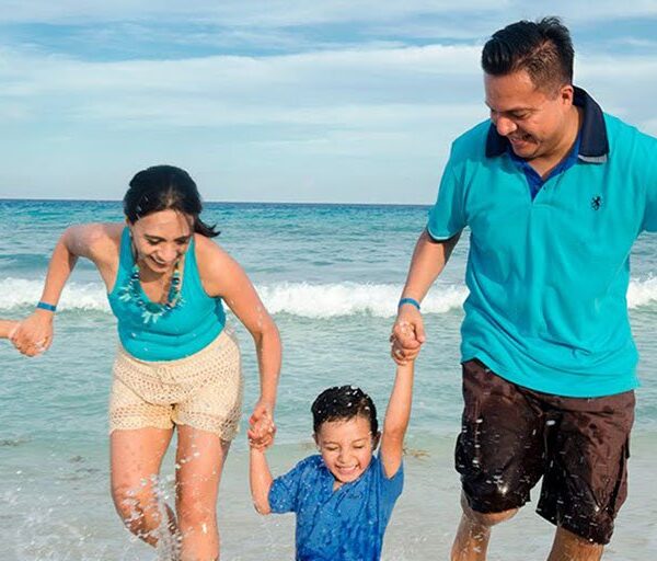 Quintana Roo, de los estados que su población es más feliz: Inegi.