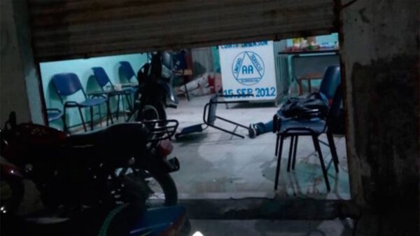 Grupo armado atacan instalación de Alcohólicos Anónimos; mueren tres