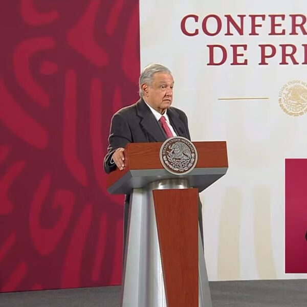 Pide AMLO apoyo a hoteleros de Q. Roo por nuevo trazo del Tren Maya