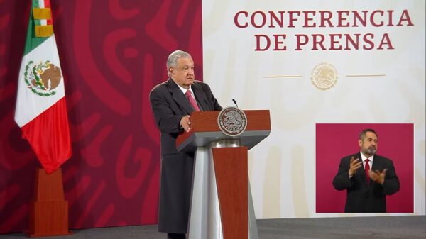 Prepara Hacienda paquete de inversión público y privado: AMLO