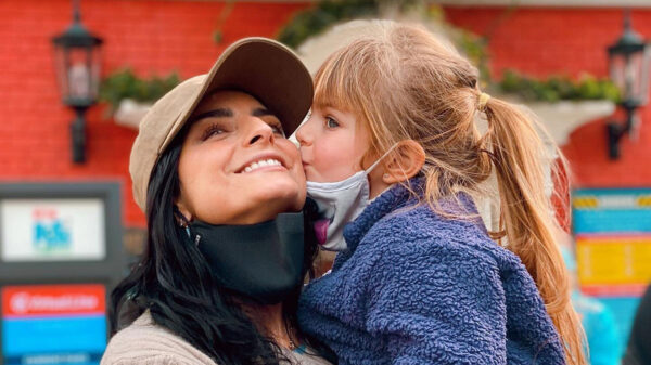 Aislinn Derbez revela que ella y Kailani tuvieron Covid-19