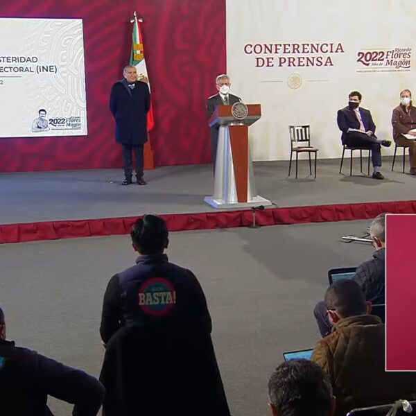 Va Morena contra “privilegios, derroche y exceso” en el INE