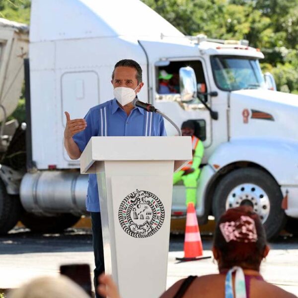 El gobierno de Quintana Roo está al pendiente del crecimiento ordenado de ciudades y municipios: Carlos Joaquín