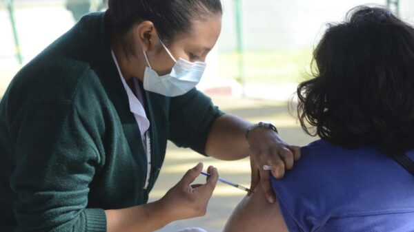 Más de 2 millones 385 mil dosis de vacunas contra Covid-19 se han aplicado Quintana Roo