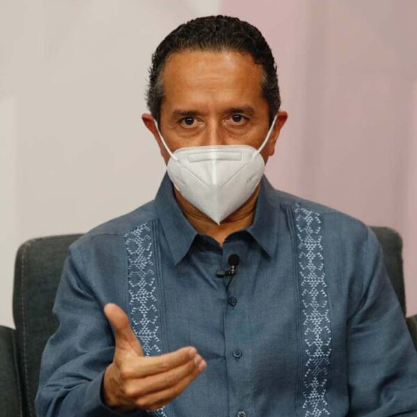 Aprender a convivir con el coronavirus es un gran reto para Quintana Roo: Carlos Joaquín