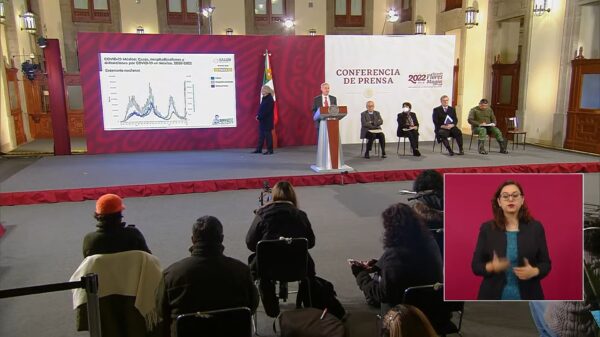 Acortan plazo para vacuna de refuerzo en 40-59 años