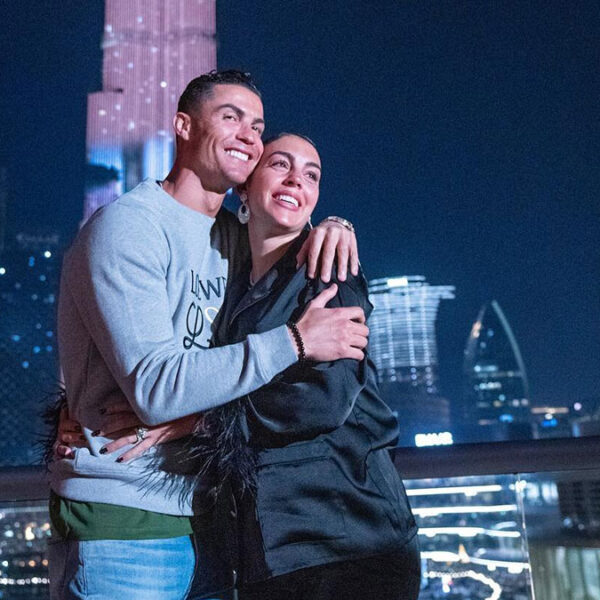 Cristiano Ronaldo sorprende a Georgina en la torre más alta del mundo