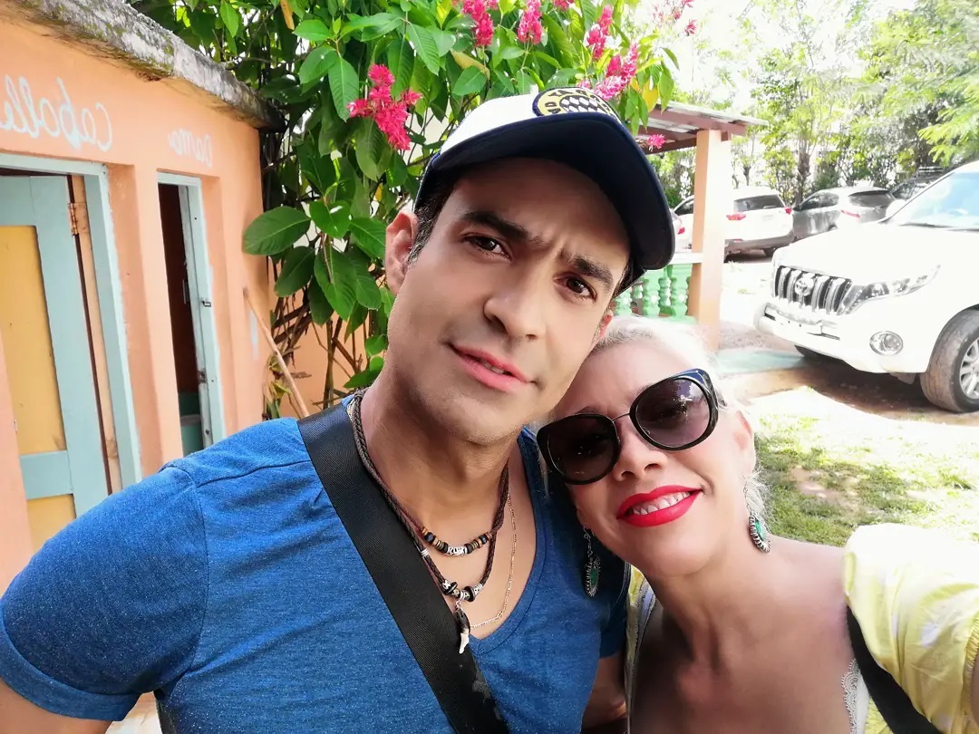 Cynthia Klitbo planea hacer calendario sensual junto a Juan Vidal